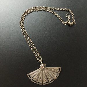 Silvertone Fan Necklace